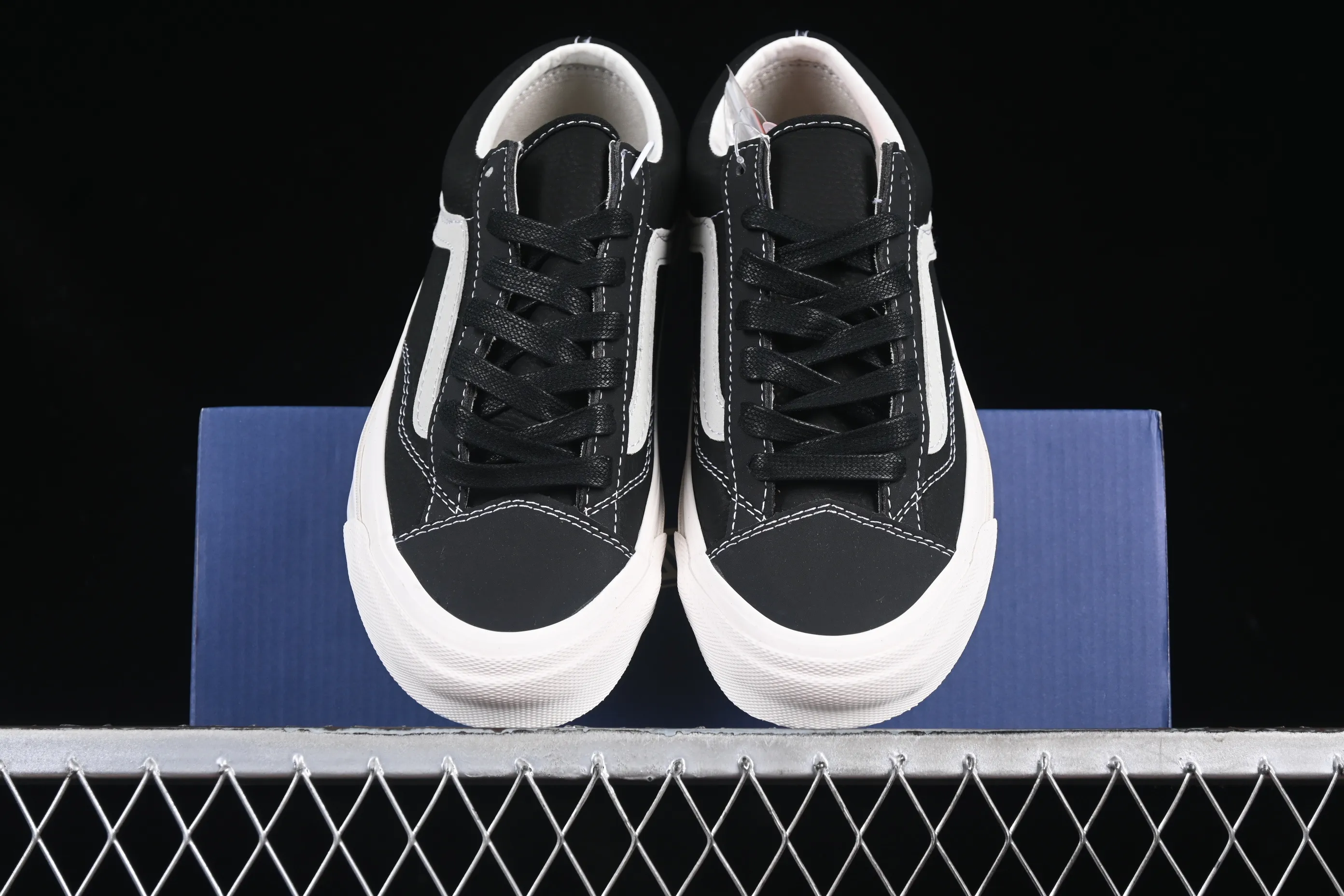 All categories Vans Vans series Vans Low Vans low-top Vans Old Skool 36 Vans high-end branch low-top retro casual sneakers VN000D57BLK